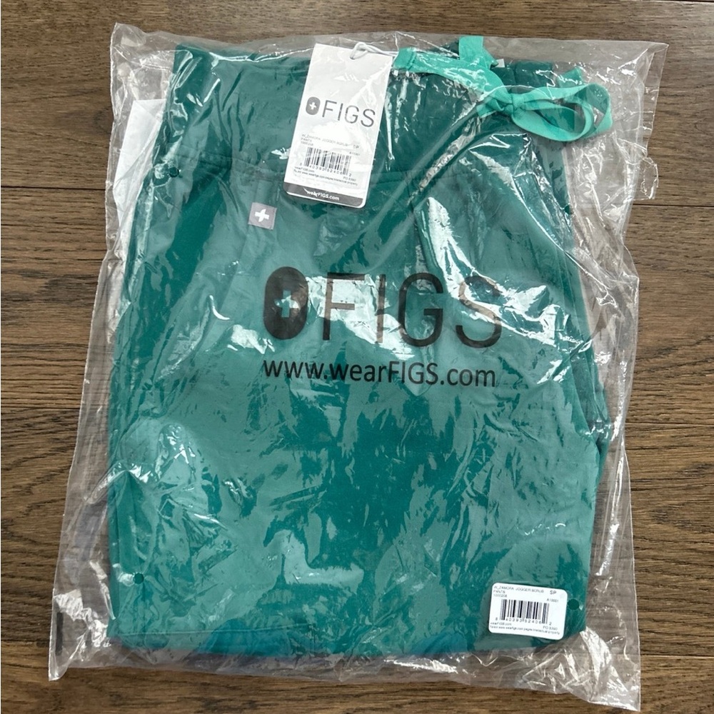 Figs Scrub Pants,  Hunter Green, S/Petite